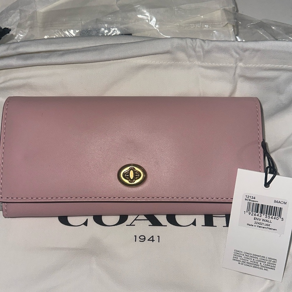 Coach 1941 turnlock wallet